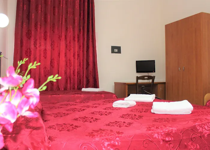 Moon Light Otel 2*